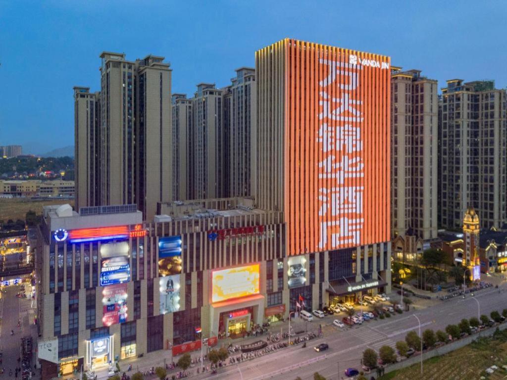 Отель Wanda Jin Baise Экстерьер фото